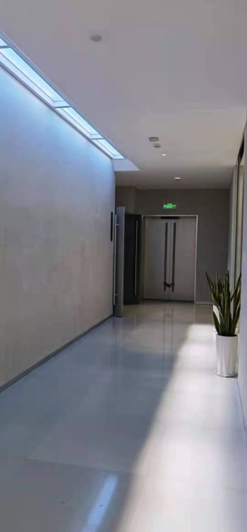 EWindow3-1503-long-school-corridor